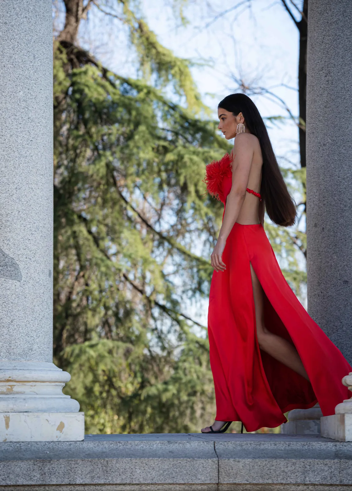 Editorial de moda con vestidos de diseño en Madrid