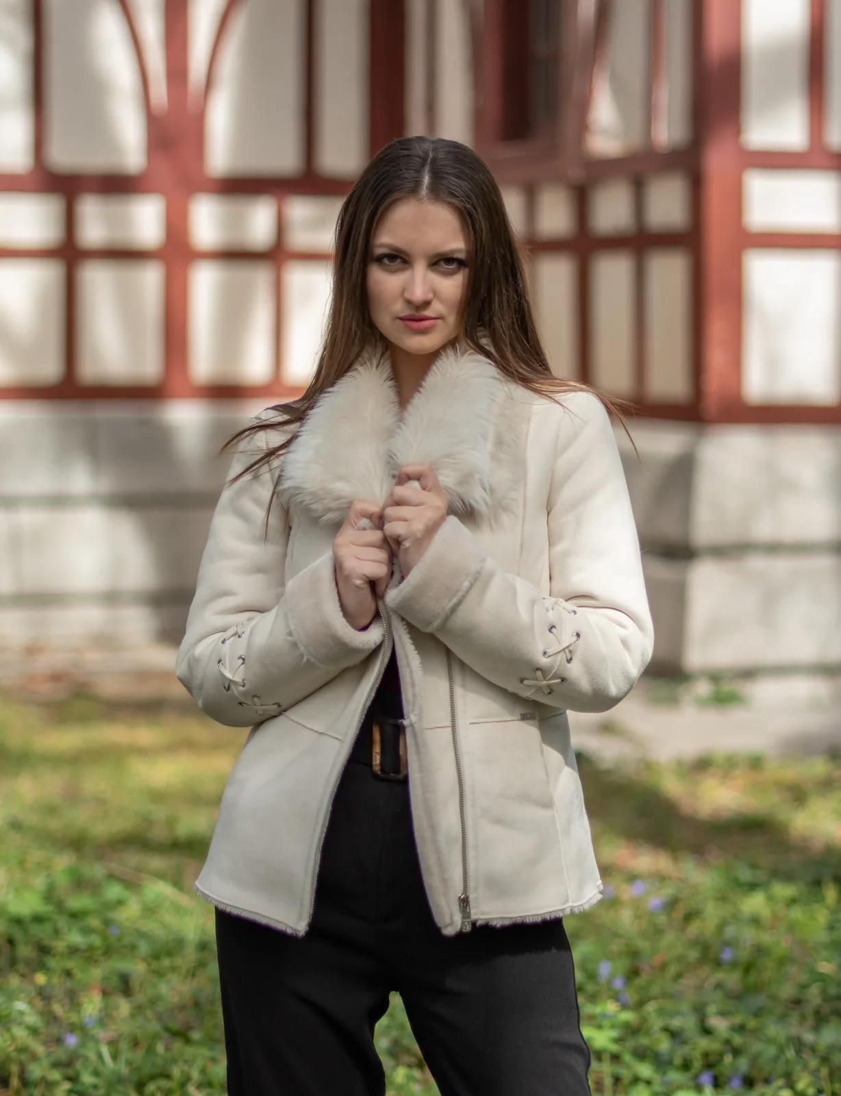 Sesión de estudio con modelo — look casual chic